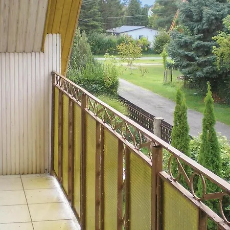 Awesome In W/ 2 Bedrooms Holiday home