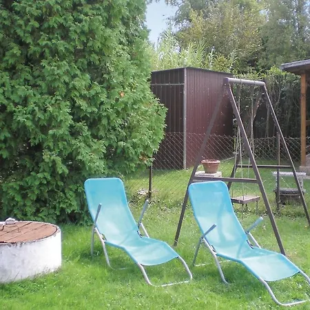 Awesome In W/ 2 Bedrooms Holiday home